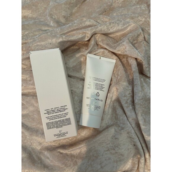 Rabanne fame body lotion - Picture 2 of 2